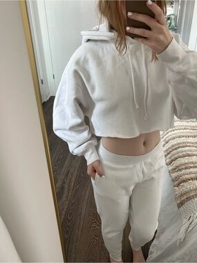 Aritzia TNA White Sweat Set - Cropped Hoodie & Low Rise Joggers - Cozy AF Fleece